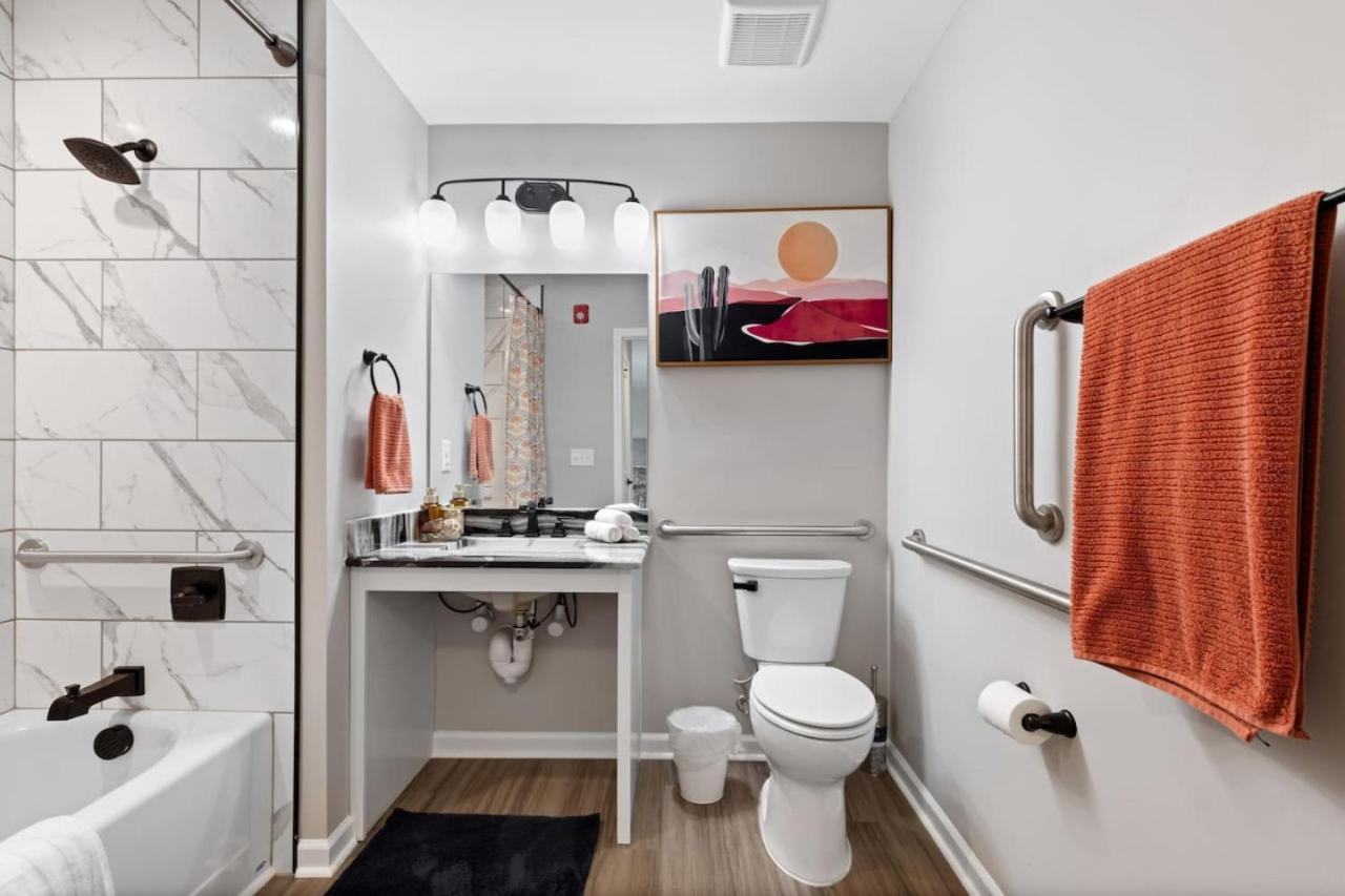 New Luxe Apt 3Br Downtown Fay Unit B Fayetteville Eksteriør bilde
