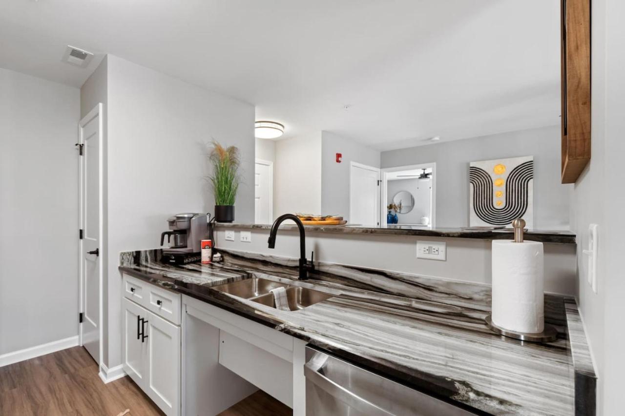 New Luxe Apt 3Br Downtown Fay Unit B Fayetteville Eksteriør bilde